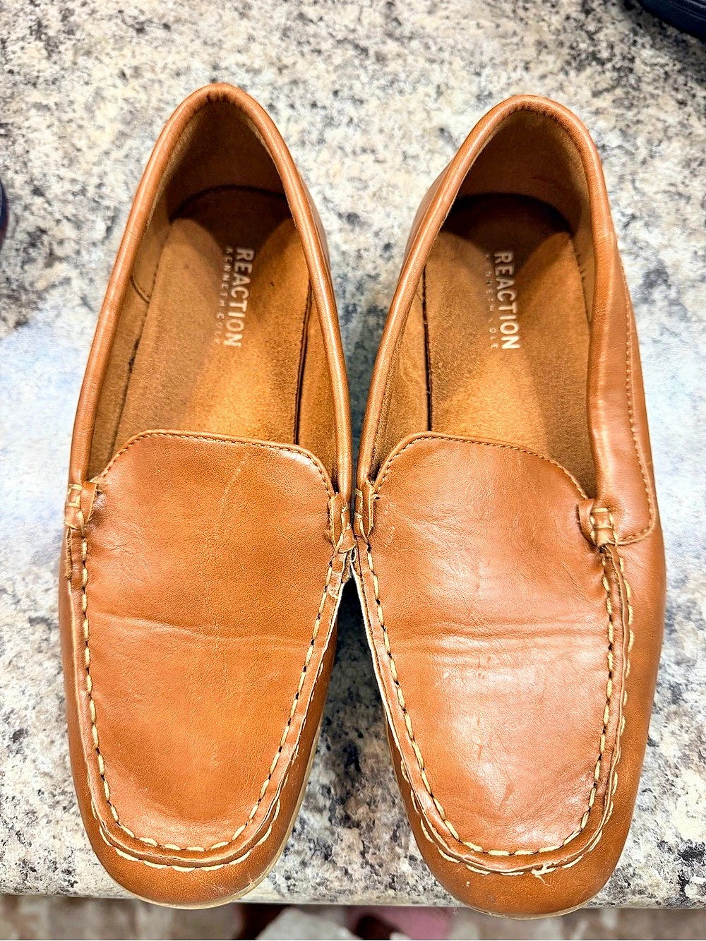 Boys’ Size 4 Reaction Kenneth Cole loafers Brown Leather Loafers